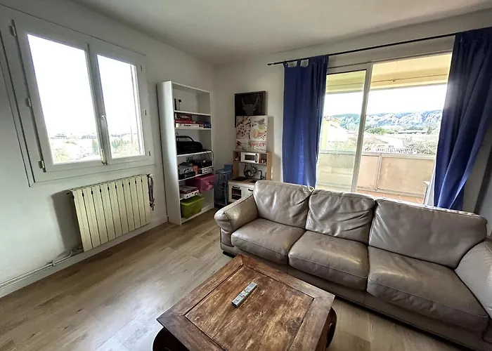 Вилла Modern With Private Pool Saint-Genies-de-Comolas
