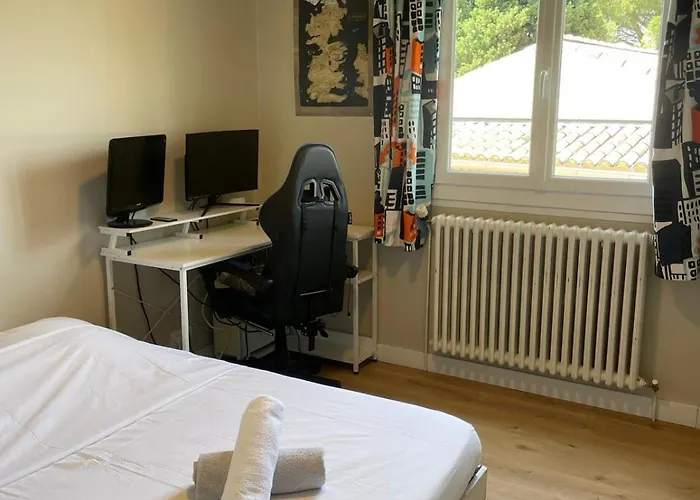 Modern With Private Pool * Saint-Genies-de-Comolas